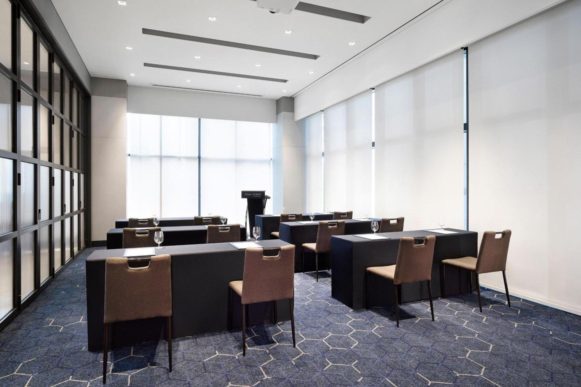 Khách sạn Four Points By Sheraton Josun, Myeongdong 4*
